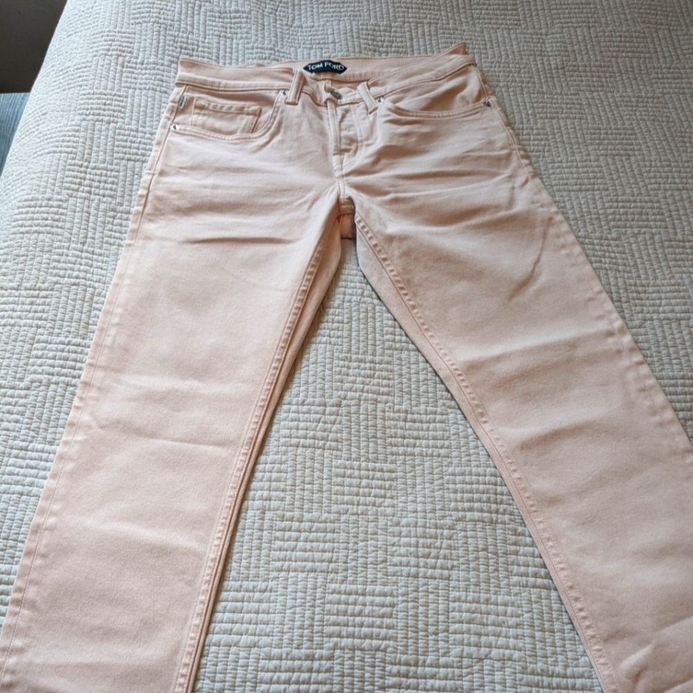 Tom Ford sz 28 pale pink, button fly, 5 pocket pant